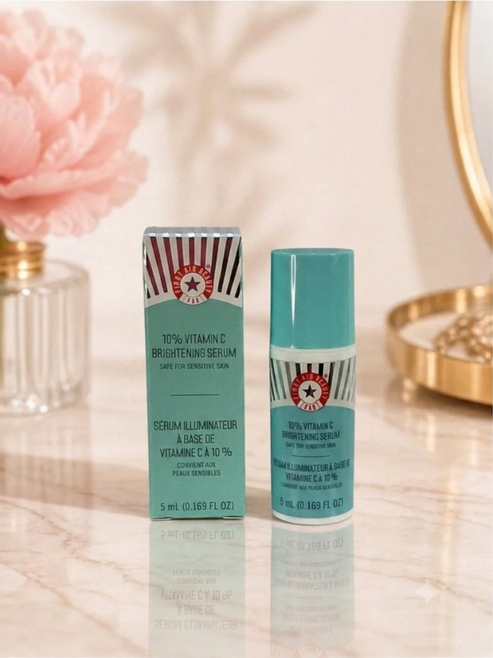 First Aid Beauty 10% Vitamin C Brightening Serum